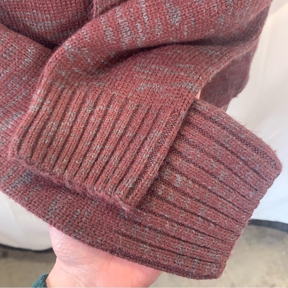 Cozy Y2K Cardigan Sweater with Geometric Pattern and Shawl Collar - Picture 8 of 9